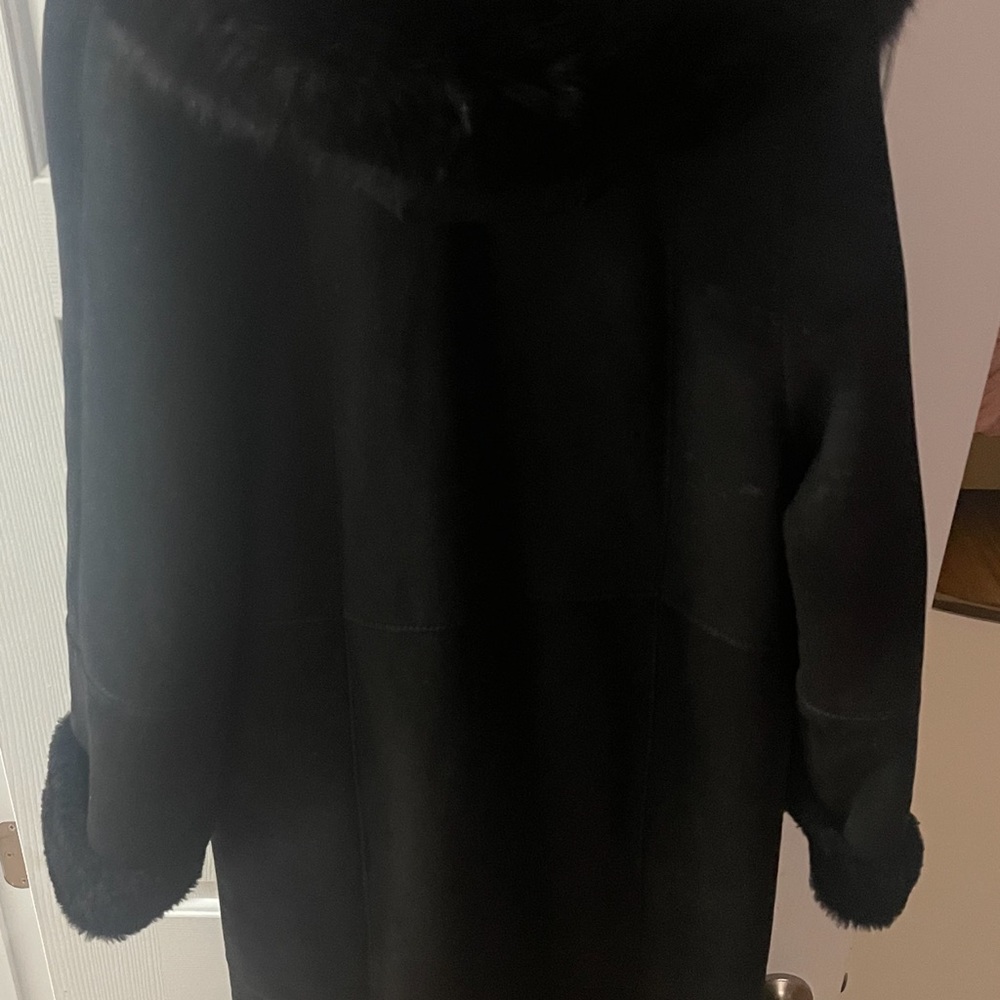 , shearling coat - Picture 2 of 10